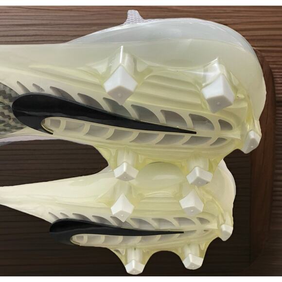 Nike Vapor Untouchable Pro 3 Mens Football Cleats White AO3021-100 Size 14 - Picture 7 of 8